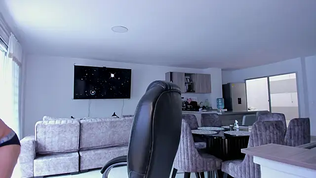 Frank Farrell online show from 3, 2, 2025