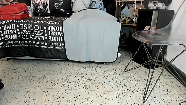 MirandaHaguen online show from 19, 1, 2025