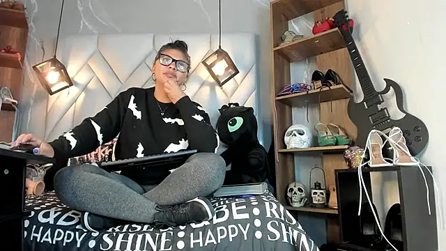 MirandaHaguen online show from 9, 2, 2025