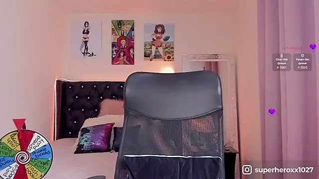 superheroxx online show from 1, 6, 2026