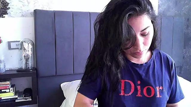 Sweet-Angie online show from 18, 3, 2025