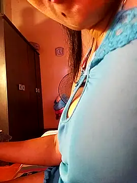 Snapshot of tharu_sweet chatting on 18, 3, 2025 tharu sweet online show from 18, 3, 2025