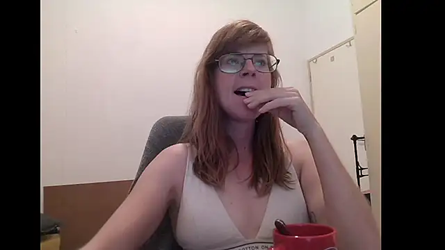 SavannaGirly online show from 10, 6, 2026