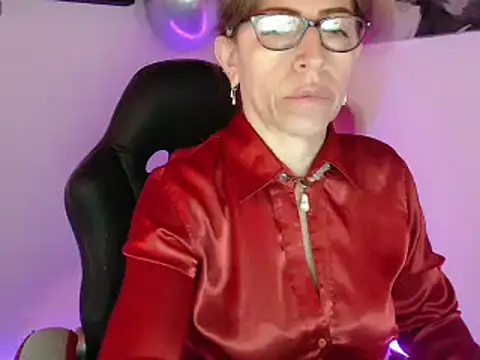 Chayla Ruiz online show from 6, 3, 2025