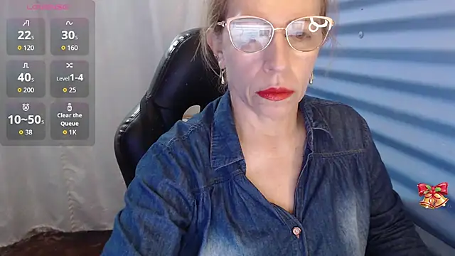 Chayla Ruiz online show from 17, 4, 2026