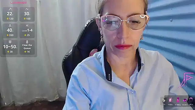 Chayla Ruiz online show from 27, 4, 2026