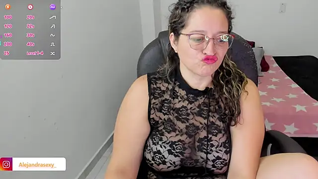 Snapshot of alejandra_milf_ chatting on 4, 6, 2026 alejandra milf online show from 4, 6, 2026