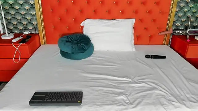 VallerieJones online show from 22, 2, 2025