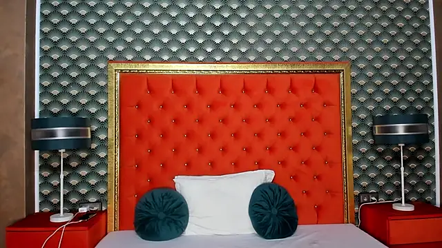 VallerieJones online show from 20, 3, 2025