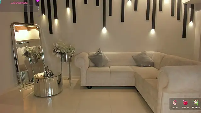 MaryLewis  online show from 13, 3, 2025