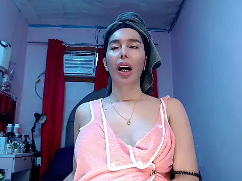 TSDESIREcindy29 online show from 26, 7, 2026