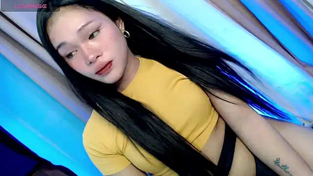 amomentoflust69 online show from 27, 7, 2026