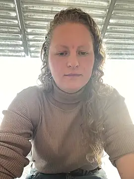 Girlnina-1995 online show from 7, 3, 2025