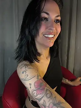 Snapshot of Masha_Real_84 chatting on 6, 5, 2026 Masha Real 84 online show from 6, 5, 2026