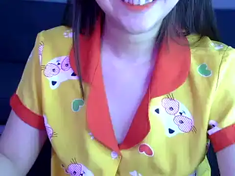 Bee 2k online show from 12, 11, 2025