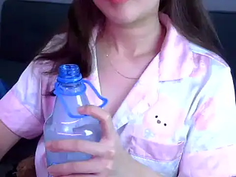 Bee 2k online show from 22, 4, 2026