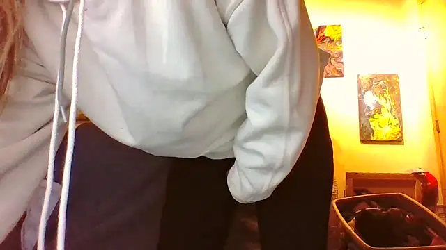 eatmeplease44 online show from 4, 11, 2025