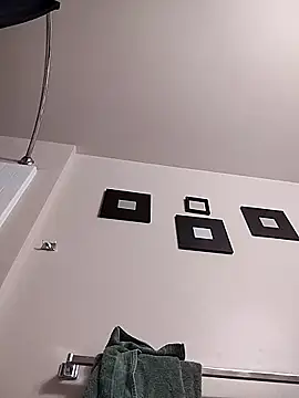 eatmeplease44 online show from 29, 3, 2026