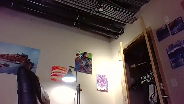 eatmeplease44 online show from 21, 4, 2026