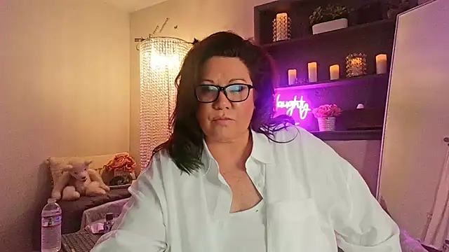 suckmybig titties online show from 1, 2, 2025