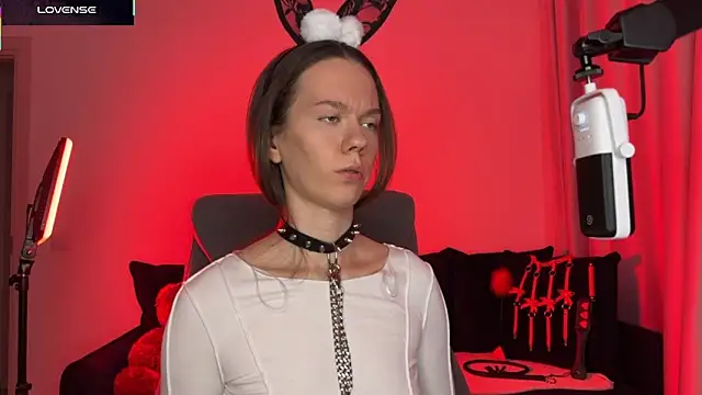 DivineBite online show from 2, 11, 2025