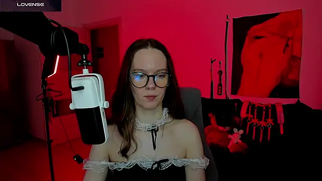 DivineBite online show from 5, 4, 2026