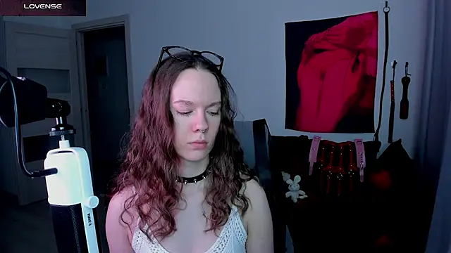 DivineBite online show from 11, 5, 2026