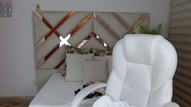 kimara lion online show from 5, 12, 2024