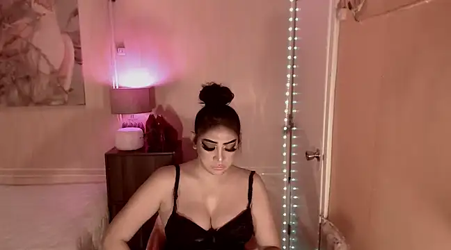 Biancafoxie online show from 9, 2, 2025