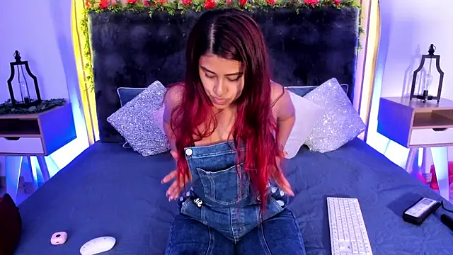 Karlagonzales  online show from 18, 2, 2025