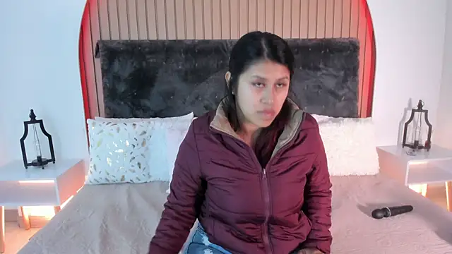 Karlagonzales  online show from 26, 4, 2026