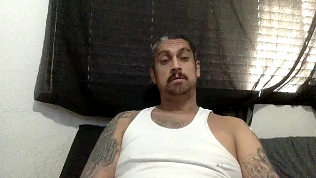 Snapshot of Vision1285 chatting on 7, 1, 2025 Vision1285 online show from 7, 1, 2025