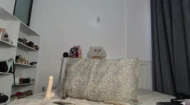 Snapshot of peeky_pinky chatting on 7, 12, 2024 peeky pinky online show from 7, 12, 2024