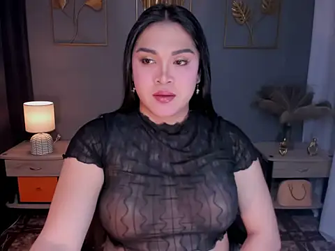 Snapshot of MaxeneCullens chatting on 19, 9, 2025 MaxeneCullens online show from 19, 9, 2025