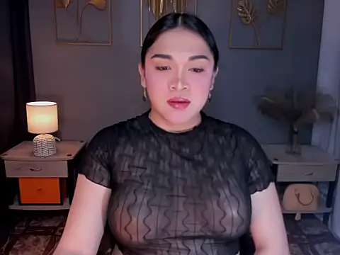 Snapshot of MaxeneCullens chatting on 10, 11, 2025 MaxeneCullens online show from 10, 11, 2025