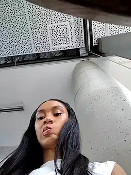 Leaberry online show from 9, 2, 2026