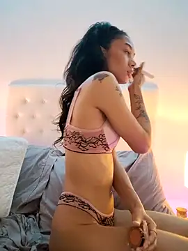 Leaberry online show from 6, 3, 2026