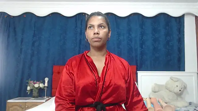 Snapshot of LADYSLAVEXXX chatting on 27, 2, 2025 LADYSLAVEXXX online show from 27, 2, 2025