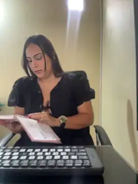 kendall 52 online show from 25, 4, 2026