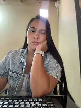 kendall 52 online show from 27, 4, 2026