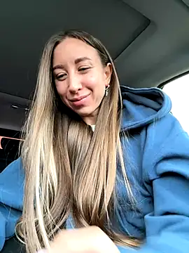 EvaCatt online show from 3, 10, 2025