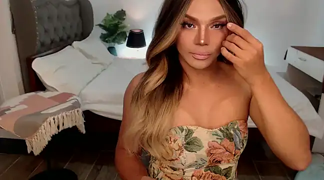 liaa lurrecams online show from 10, 1, 2025