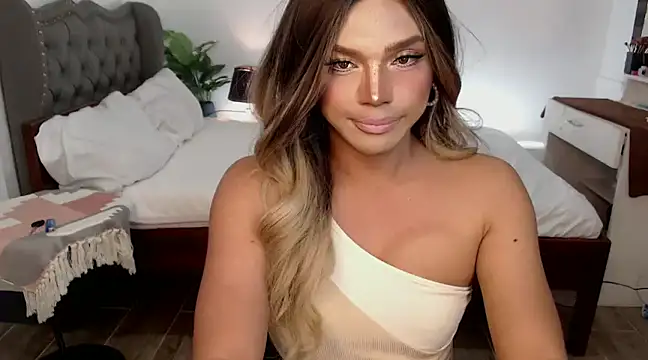 liaa lurrecams online show from 20, 1, 2025