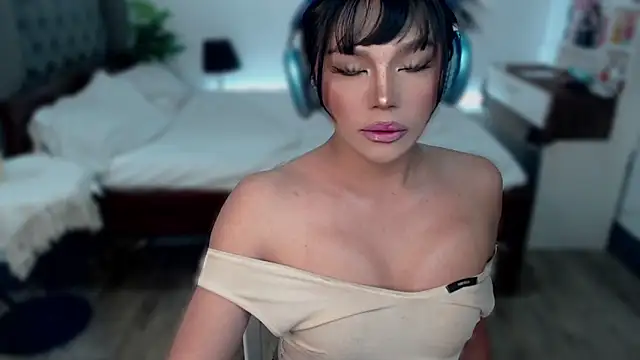 liaa lurrecams online show from 27, 11, 2025