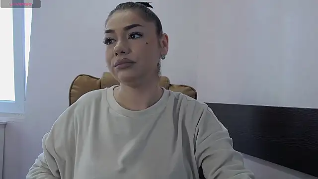 Ella sweety online show from 10, 3, 2026