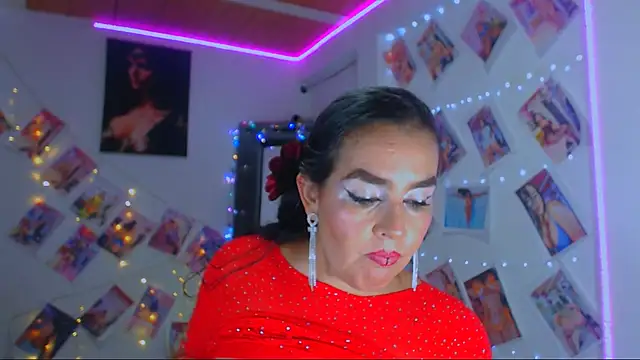 Snapshot of sweet_vanessa_22 chatting on 16, 3, 2025 sweet vanessa 22 online show from 16, 3, 2025