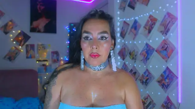 Snapshot of sweet_vanessa_22 chatting on 8, 9, 2025 sweet vanessa 22 online show from 8, 9, 2025