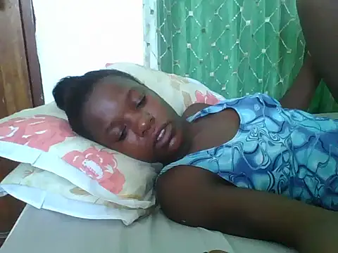 sweetchic  online show from 21, 12, 2025