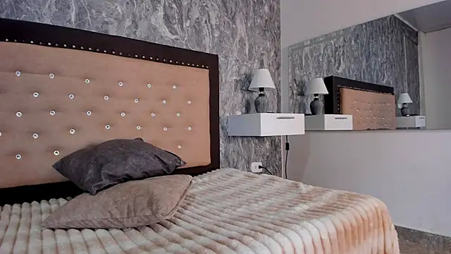 Lia sarahi online show from 25, 9, 2025