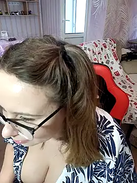 DienkaGreen online show from 25, 12, 2024